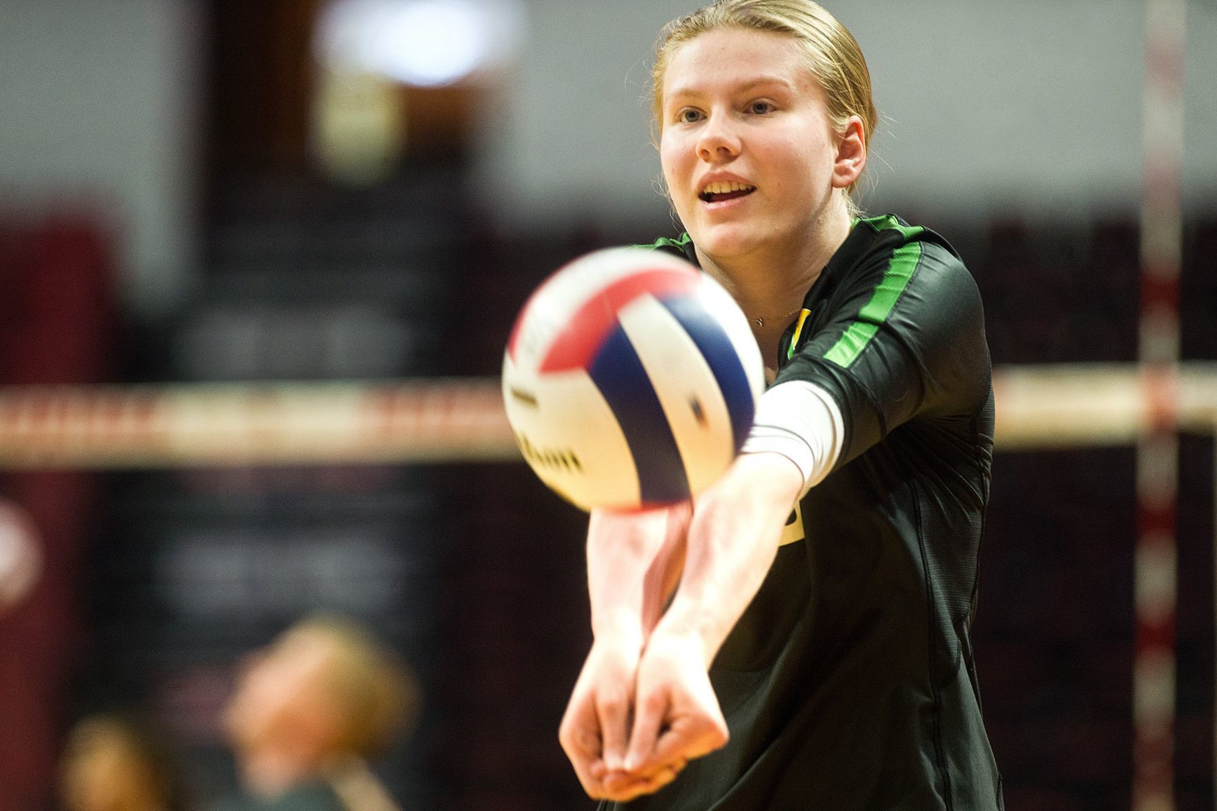 111519-blm-spt-2uhvolley